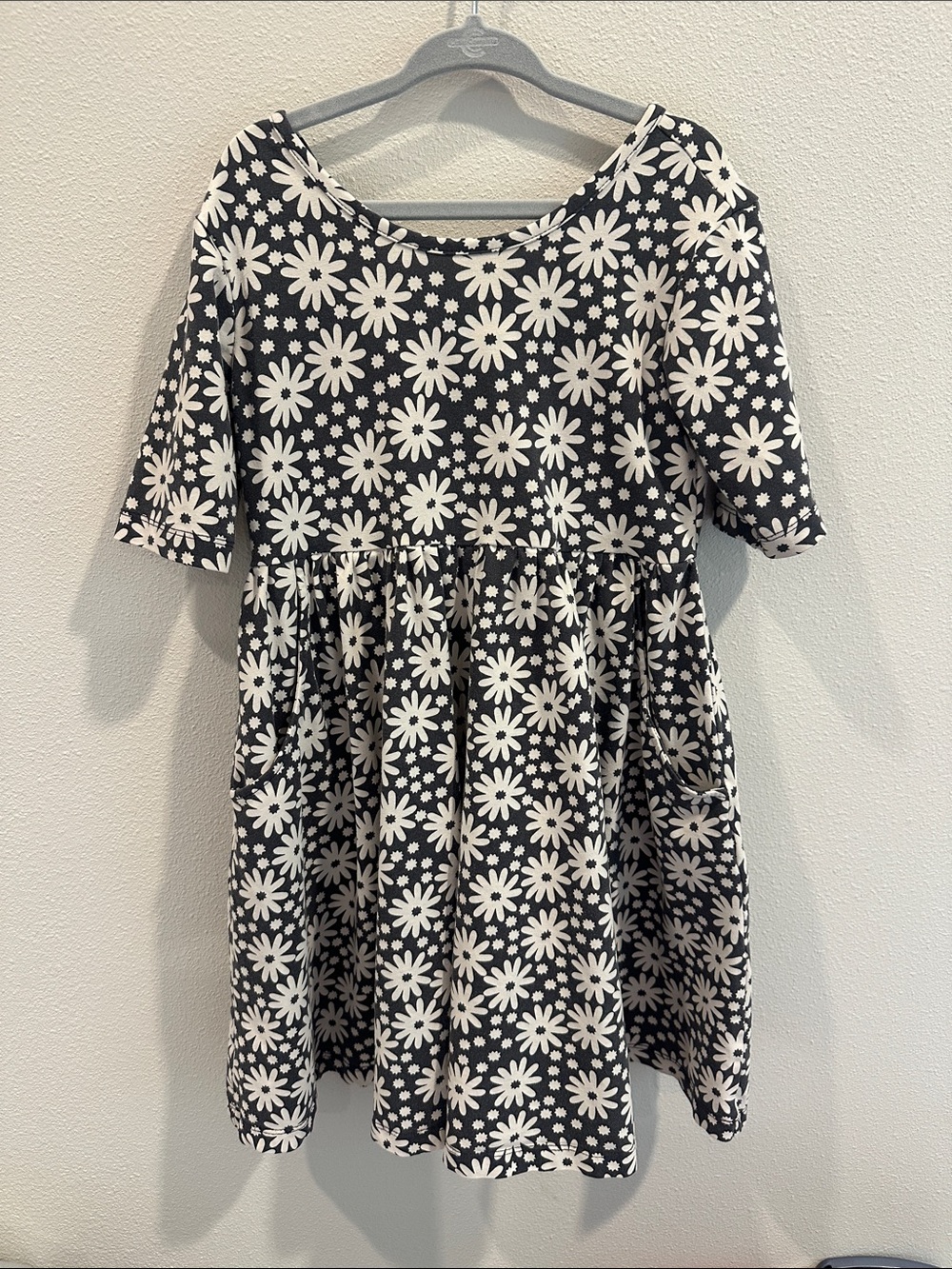 Hanna Andersson Elbow Print Skater Dress